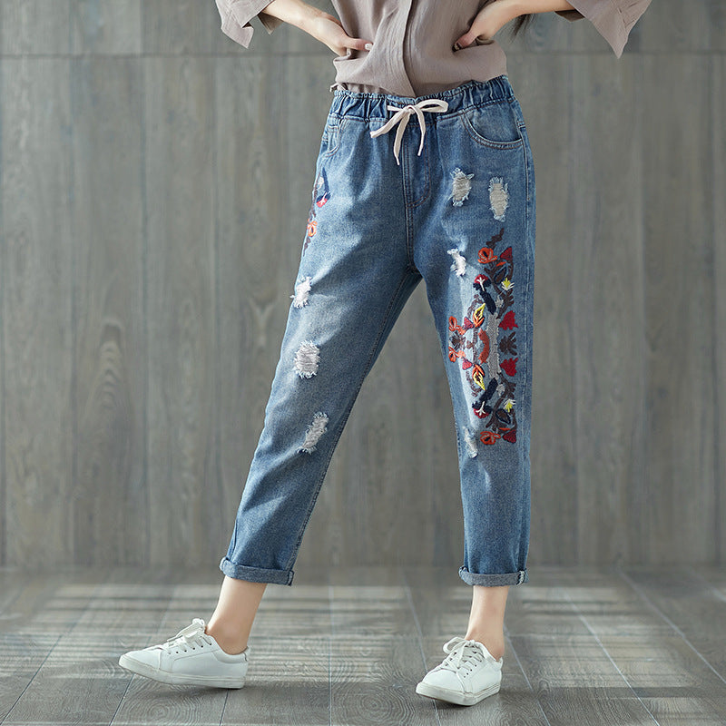 Embroidered Elastic Waist Cropped Jeans